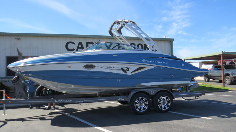 Crownline Boats For Sale in Texas by owner | 2024 Crownline E255 Surf
